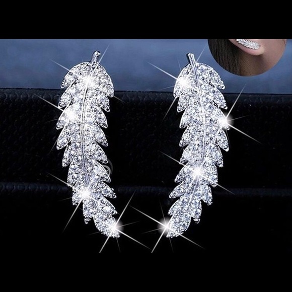 SILVER TONE Feather Ear Climber - Picture 3 of 8